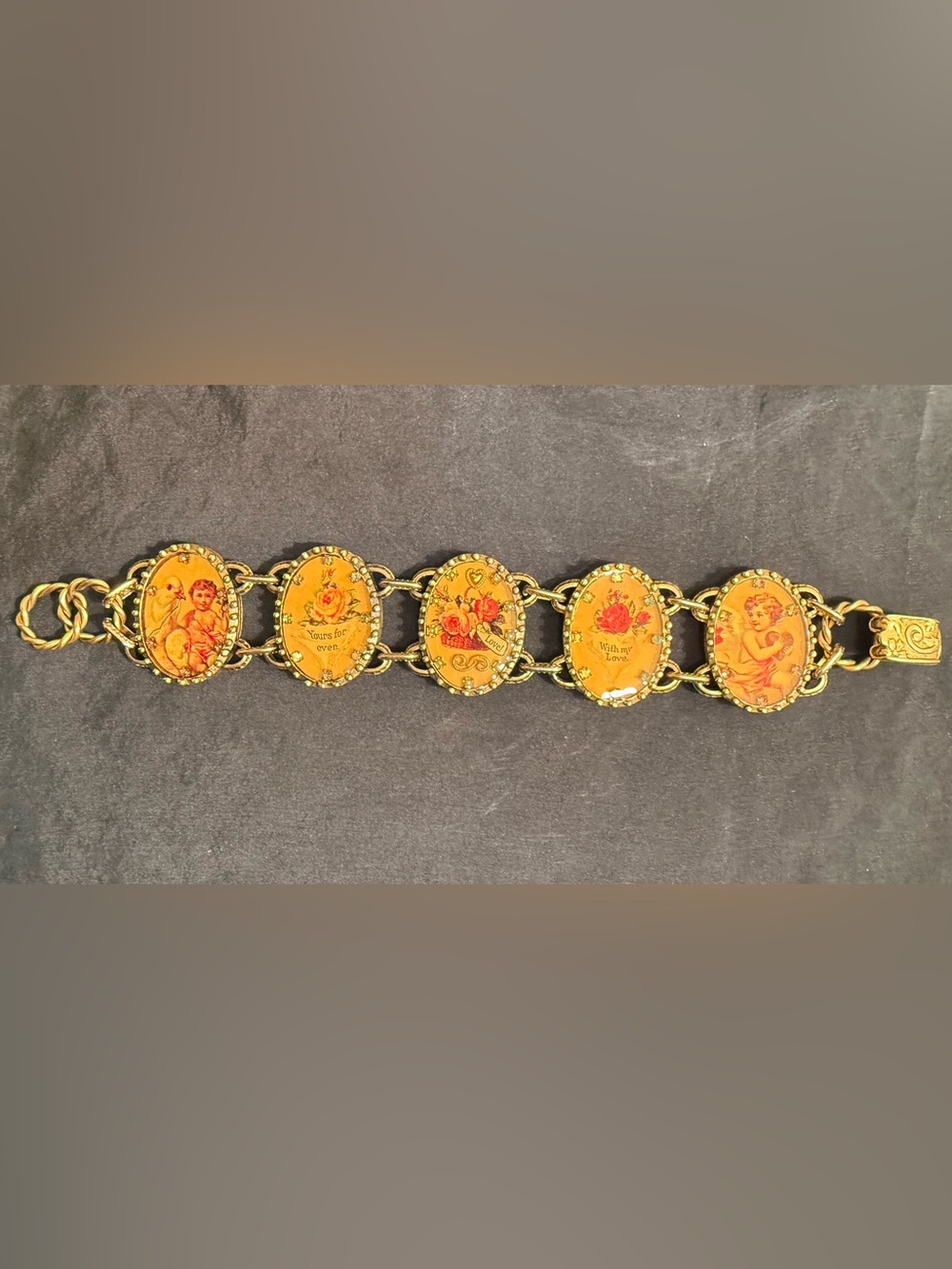 Vintage John Wind Maximal Art Gold-Toned Lovers Bracelet 💛🌹💛🌹